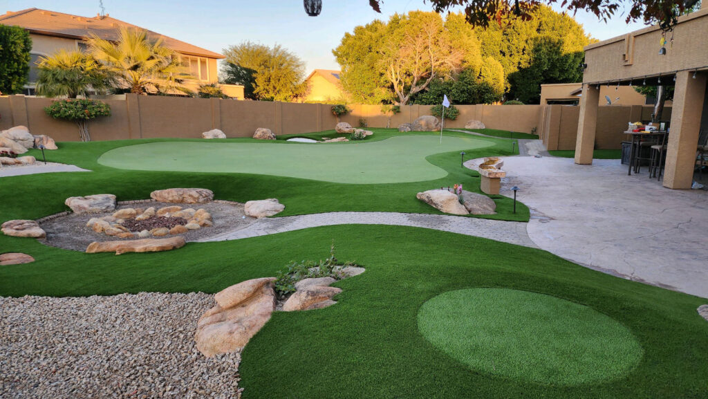 Private Backyard Putting Green in artificial grass